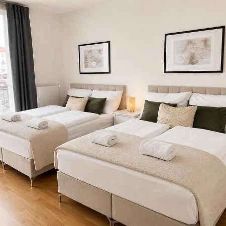 Spacious Andel With 2 Bathrooms Near Metro Apartamento *